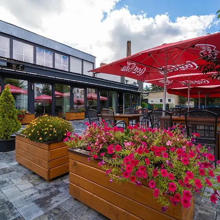 Hotel Slavia & Restaurant 3*
