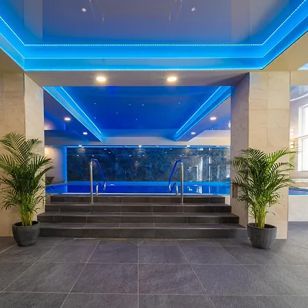 Slavia & Restaurant Hotel Svidnik